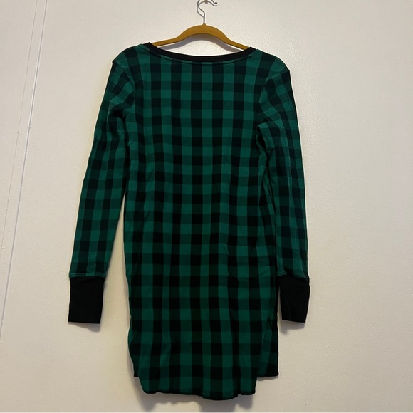 Victoria’s Secret Green and Black Plaid Pattern Nightgown Shirt Thermal NWT - Picture 6 of 9